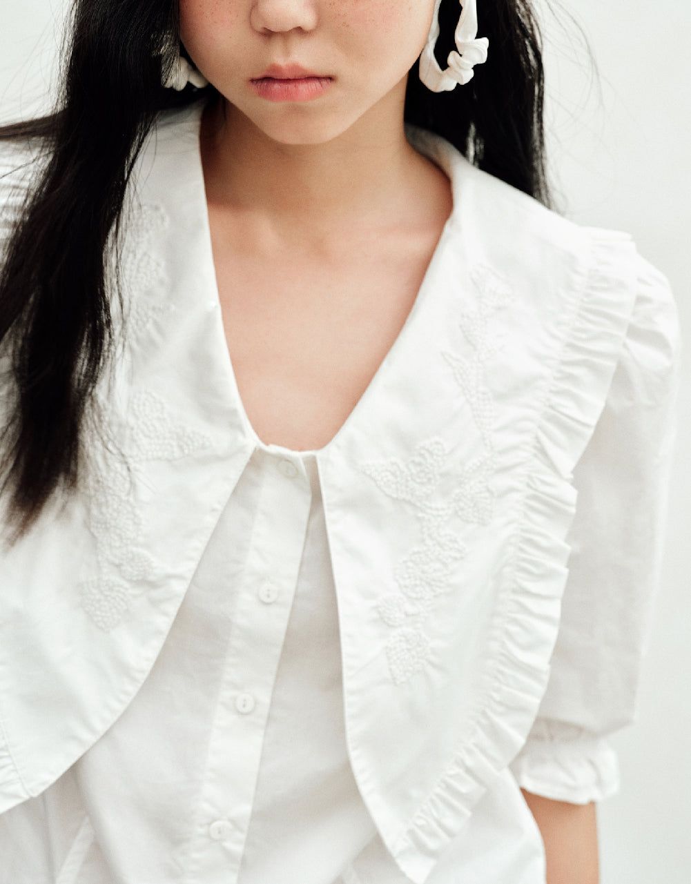 Flower Embroidered Lapel Shirt sold by Urban Revivo product image thumbnail 5