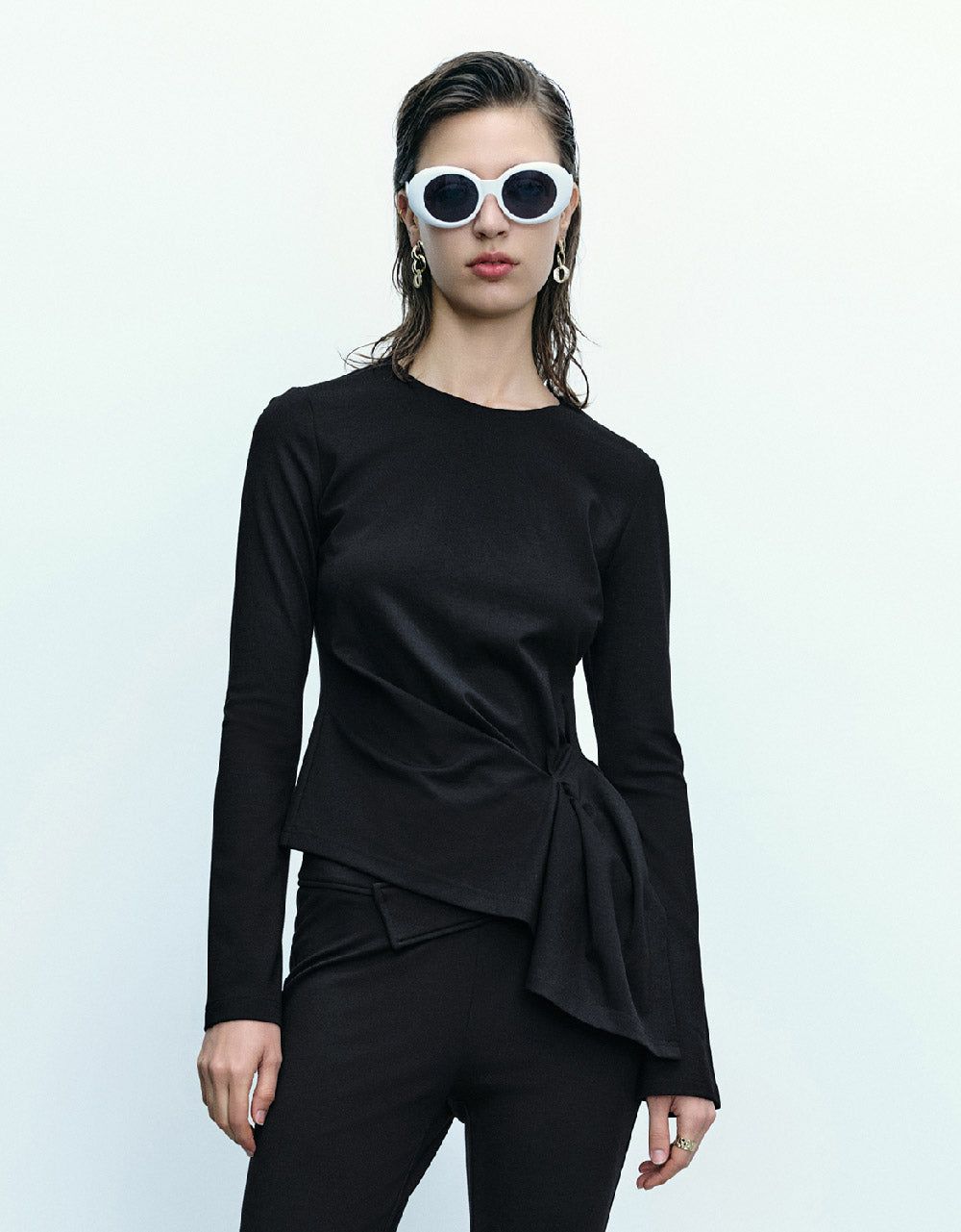 Crew Neck Straight T-Shirt sold by Urban Revivo