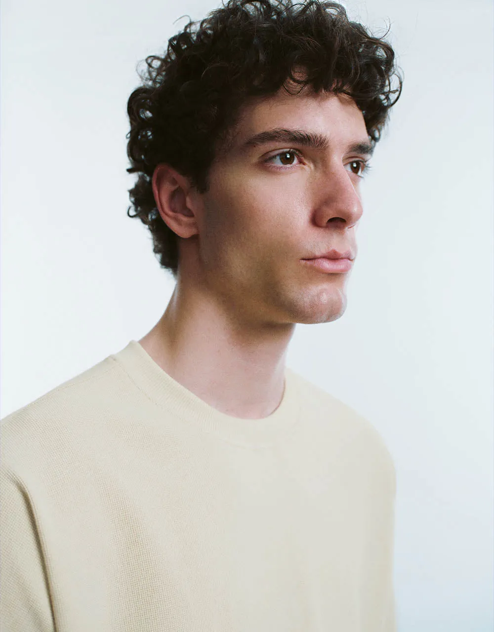 Crew Neck T-Shirt sold by Urban Revivo product image thumbnail 4