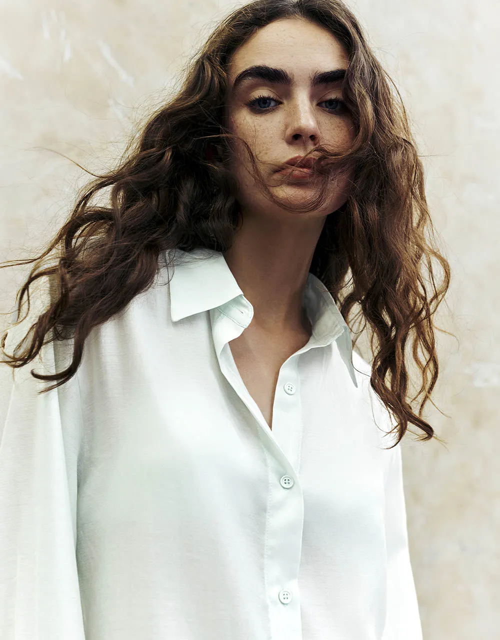 Drop Shoulder Sleeve Straight Shirt sold by Urban Revivo product image thumbnail 4