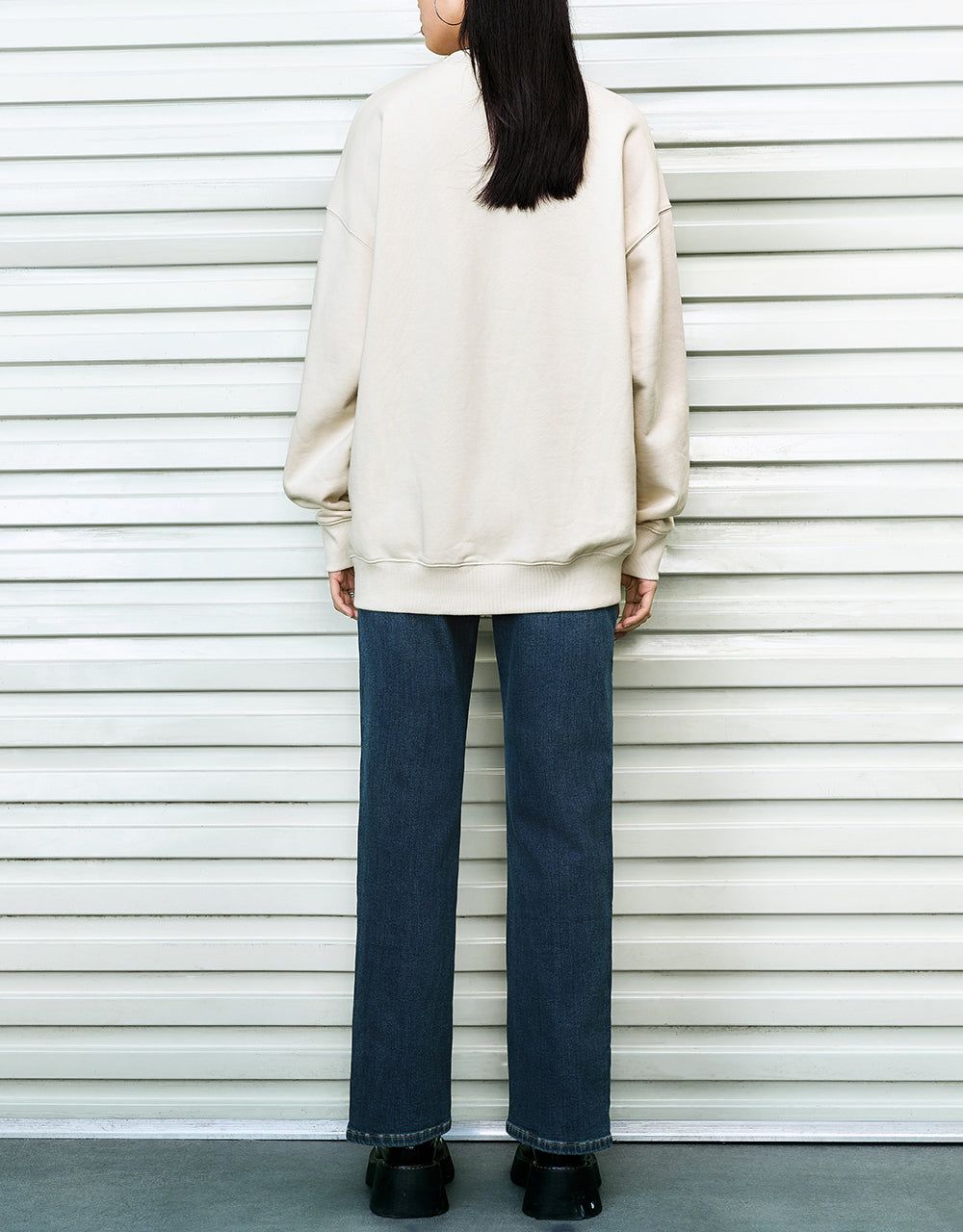 Printed Crew Neck Loose Sweatshirt sold by Urban Revivo product image thumbnail 4