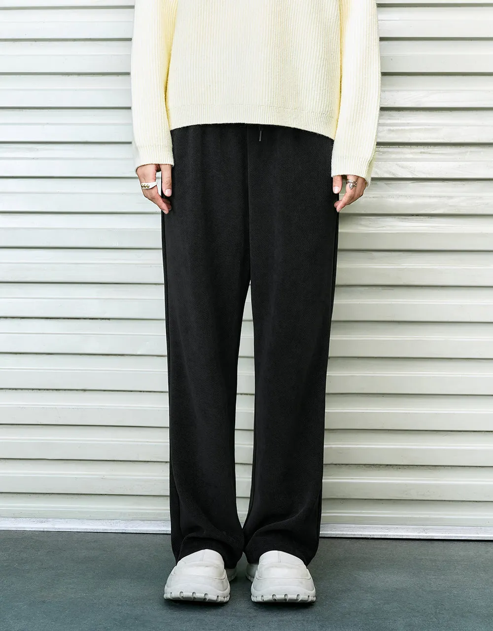 Knitted Straight Pants sold by Urban Revivo product image thumbnail 2