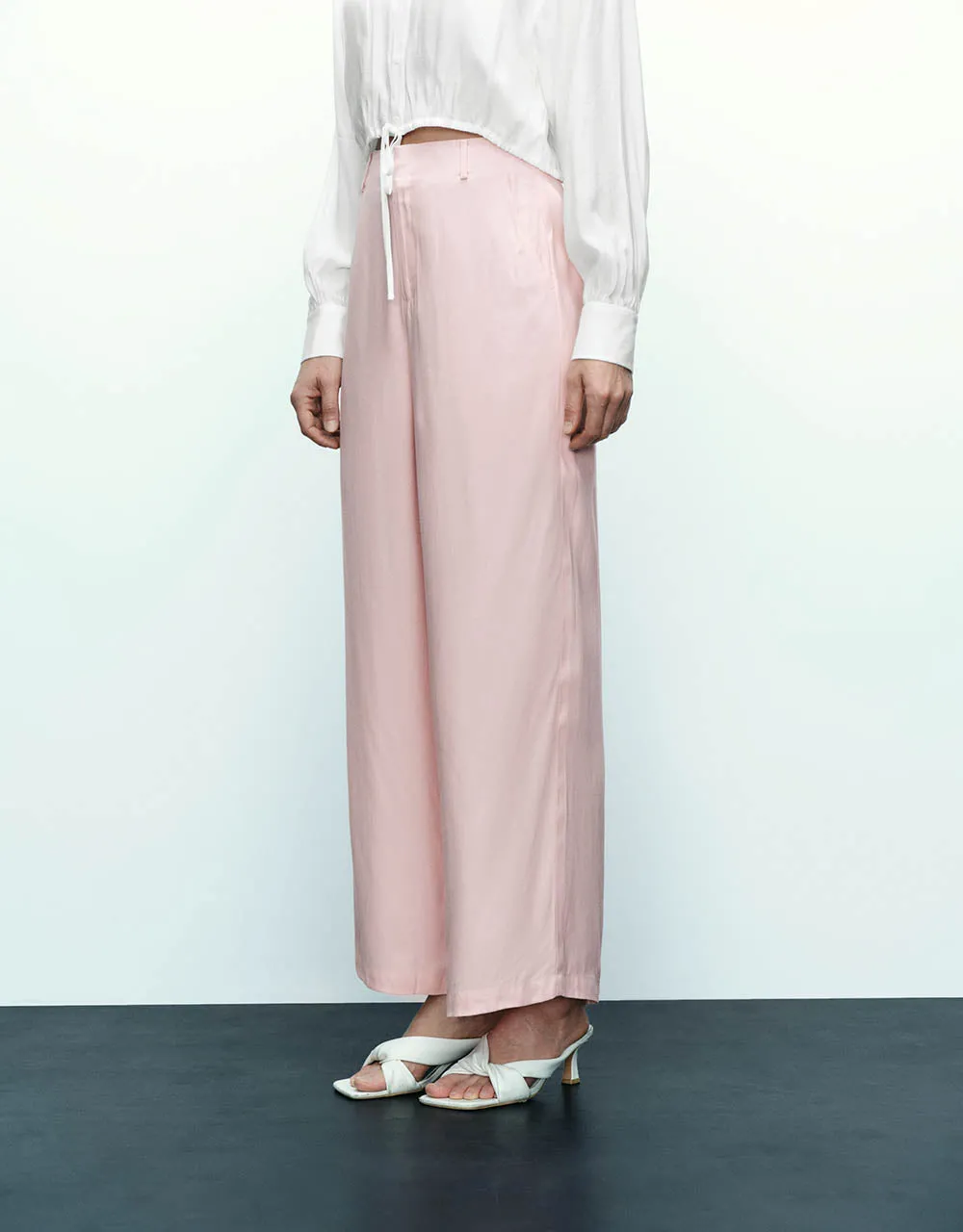 Loose Wide-Leg Pants sold by Urban Revivo product image thumbnail 4