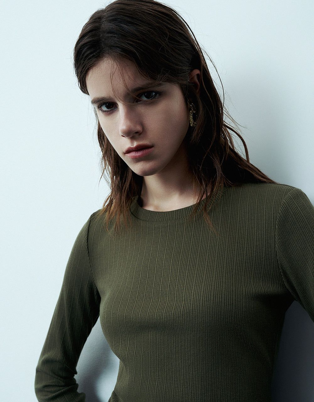 Crew Neck Skinny Knitted T-Shirt sold by Urban Revivo product image thumbnail 5