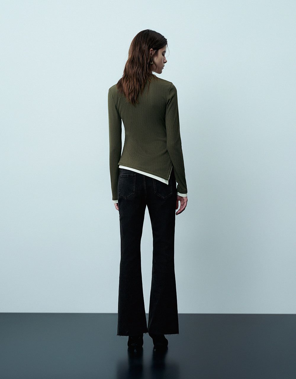 Crew Neck Skinny Knitted T-Shirt sold by Urban Revivo product image thumbnail 4