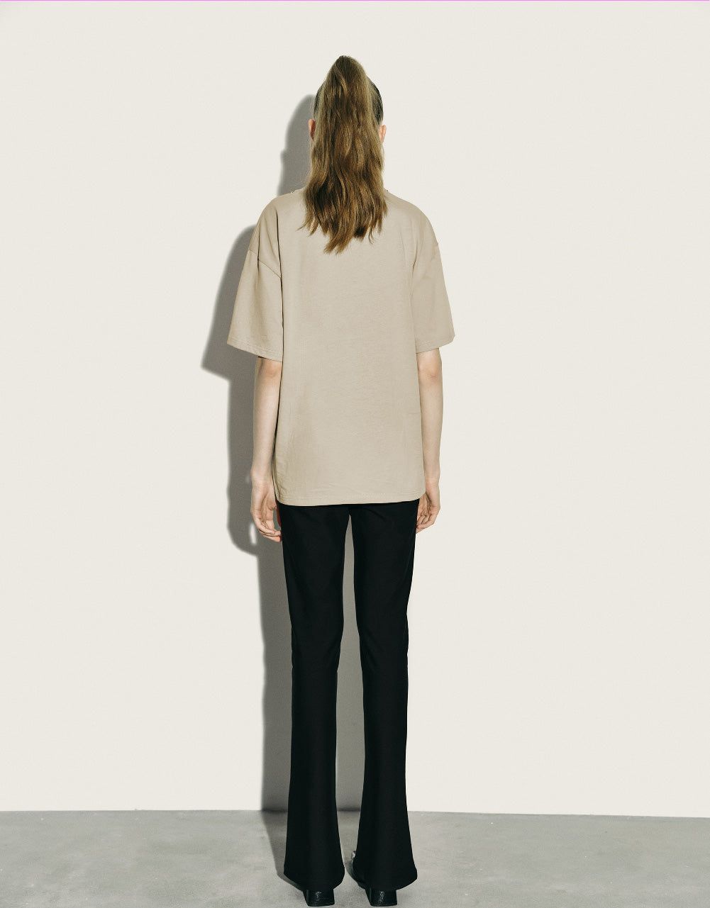 Regular T-Shirt With Necklace sold by Urban Revivo product image thumbnail 4