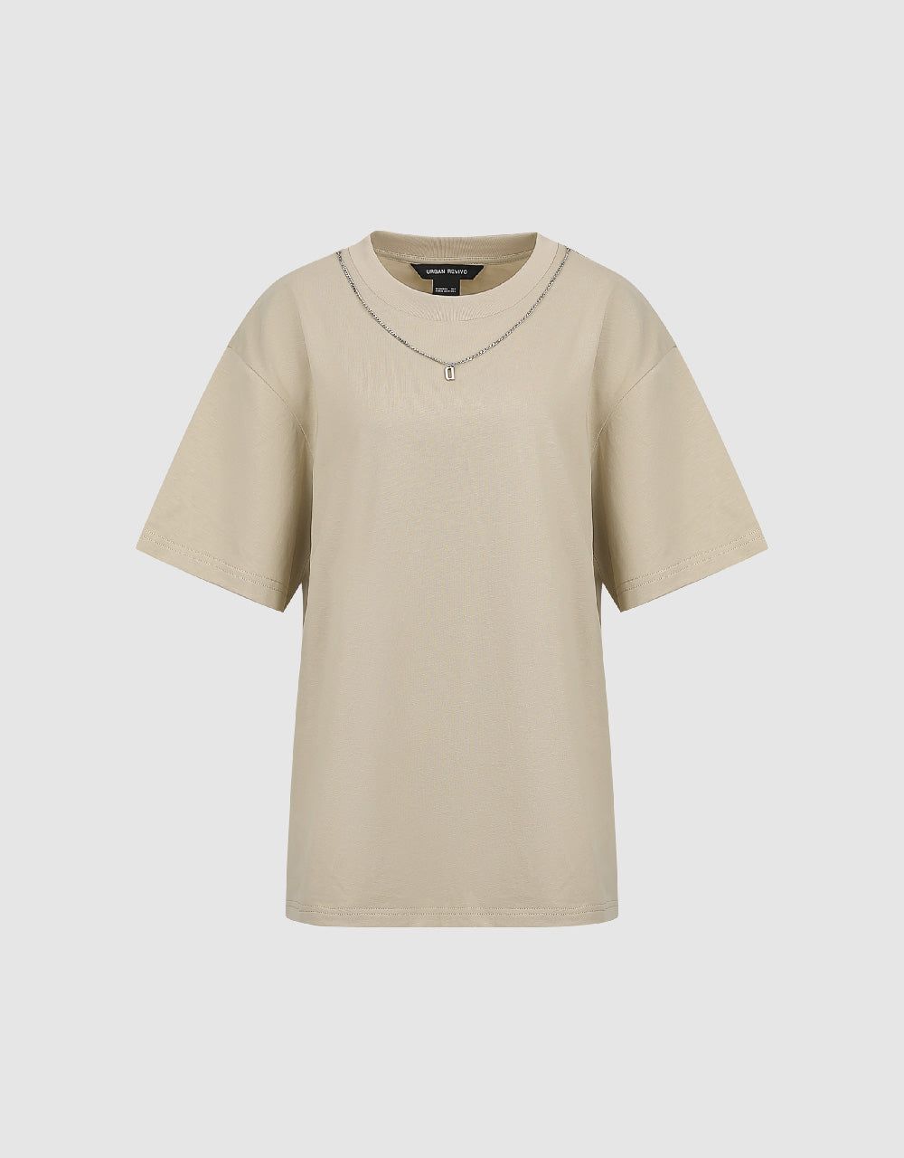 Regular T-Shirt With Necklace sold by Urban Revivo product image thumbnail 2