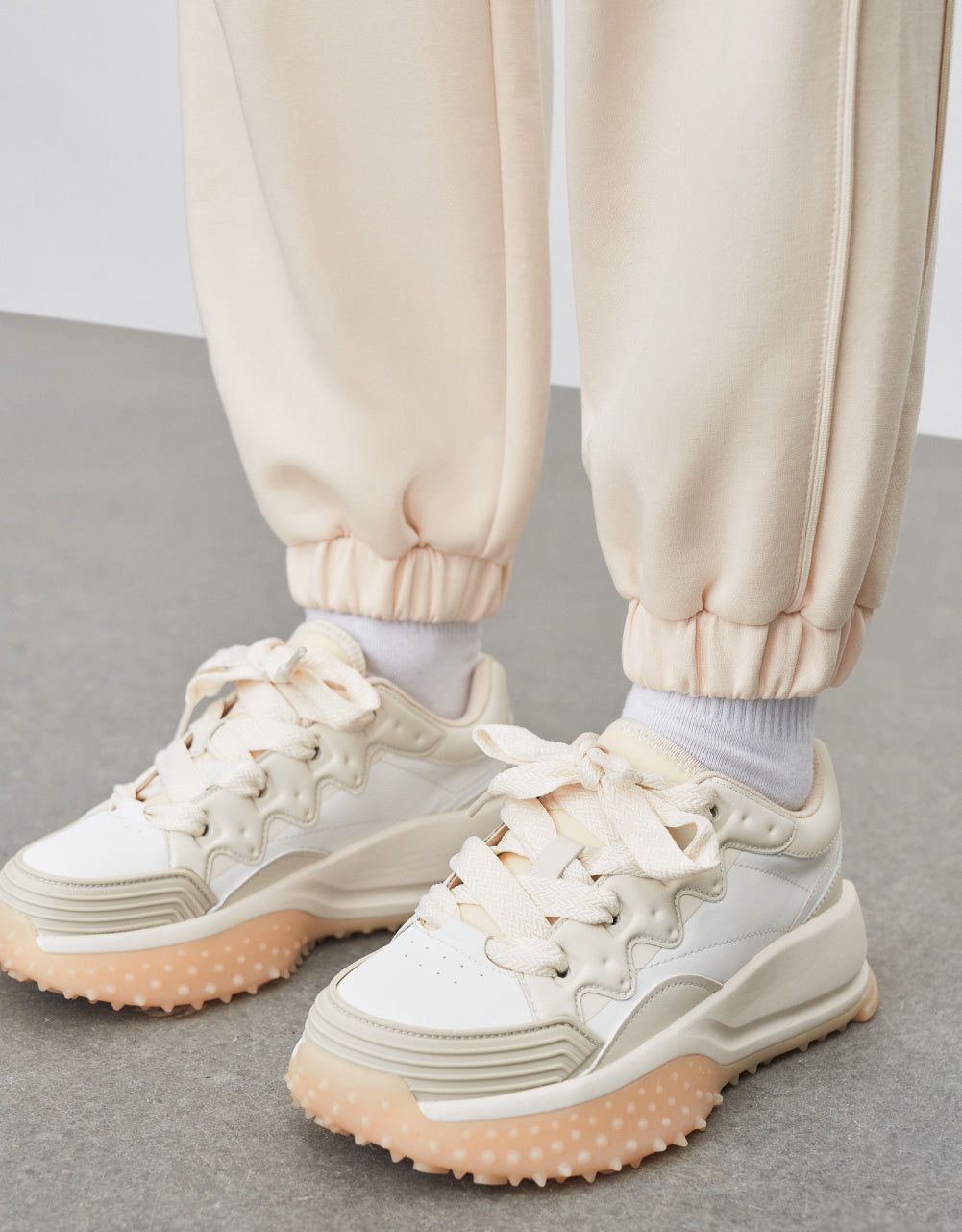 Drawstring Jogger Pants sold by Urban Revivo product image thumbnail 3