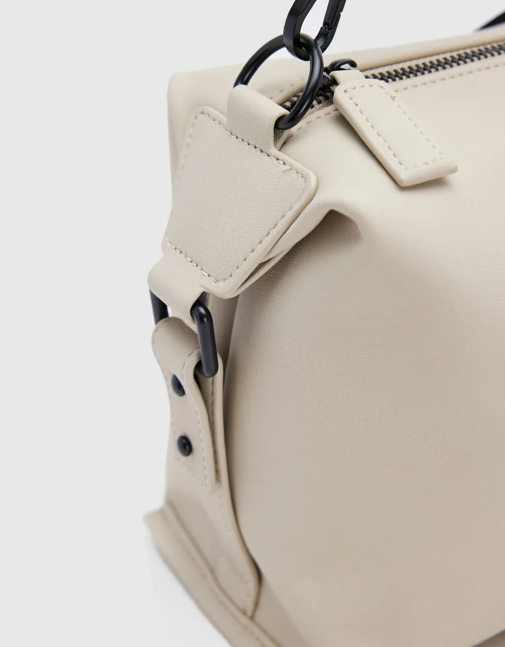 Vegan Leather Crossbody Bag sold by Urban Revivo product image thumbnail 5