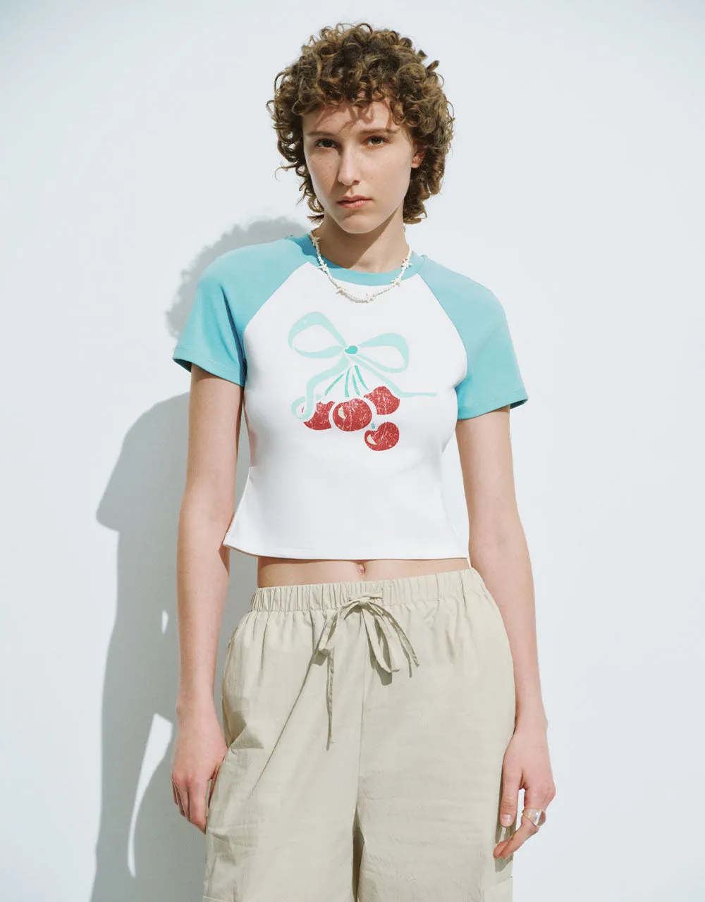 Raglan Sleeve Crew Neck Skinny T-Shirt sold by Urban Revivo