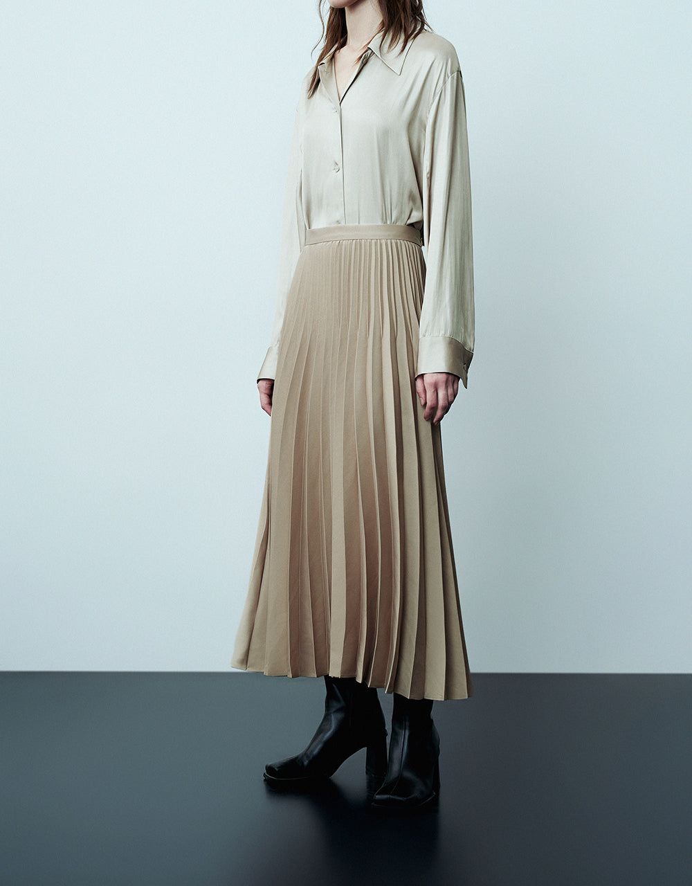 Midi A-Line Skirt sold by Urban Revivo product image thumbnail 4