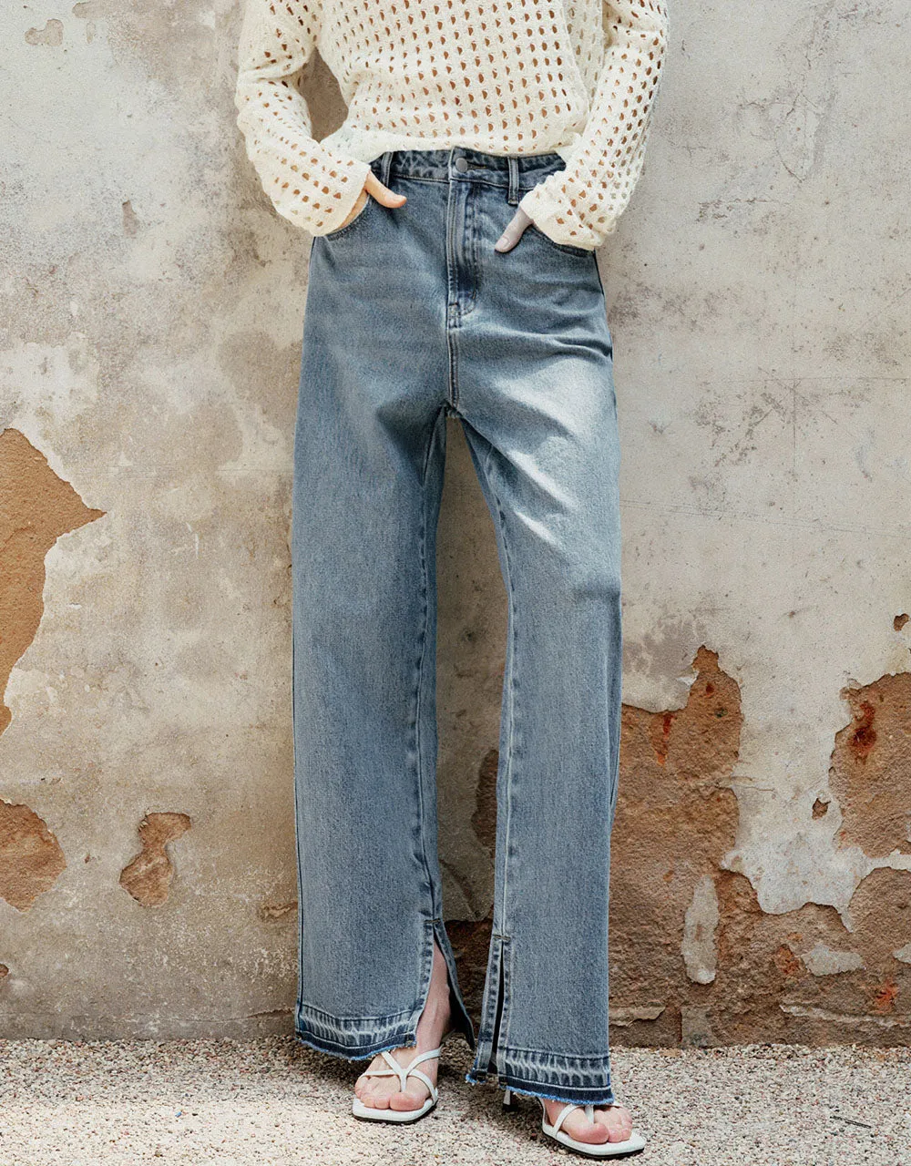 Raw Hem Straight Jeans sold by Urban Revivo product image thumbnail 2