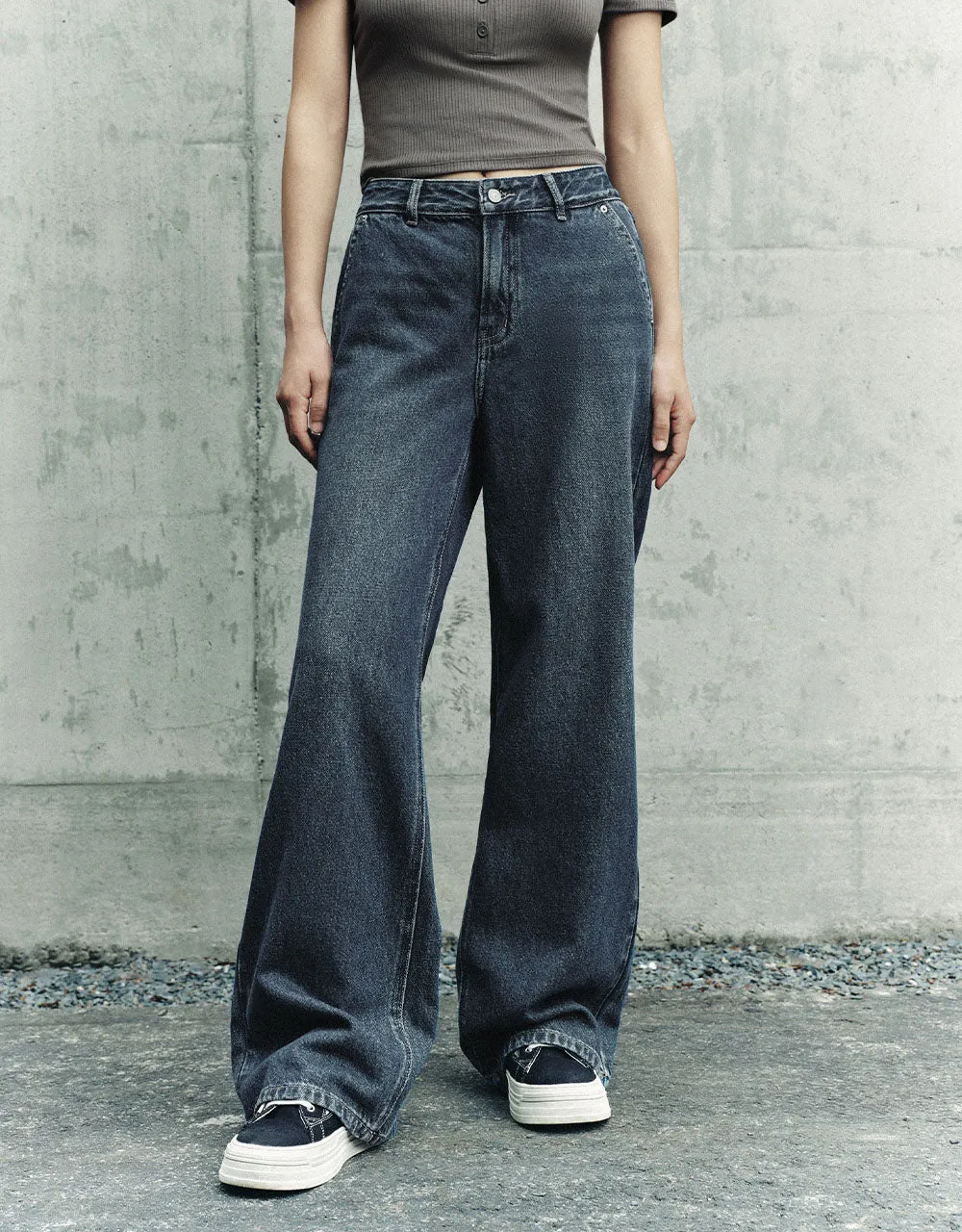 Wide-Leg Jeans sold by Urban Revivo product image thumbnail 2