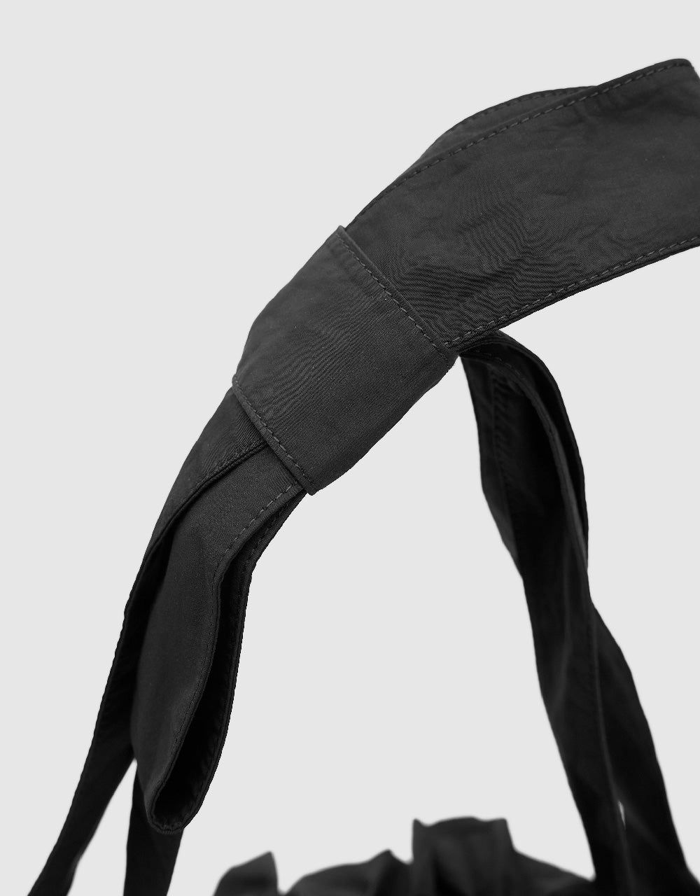 Ruffle Shoulder Bag sold by Urban Revivo product image thumbnail 5