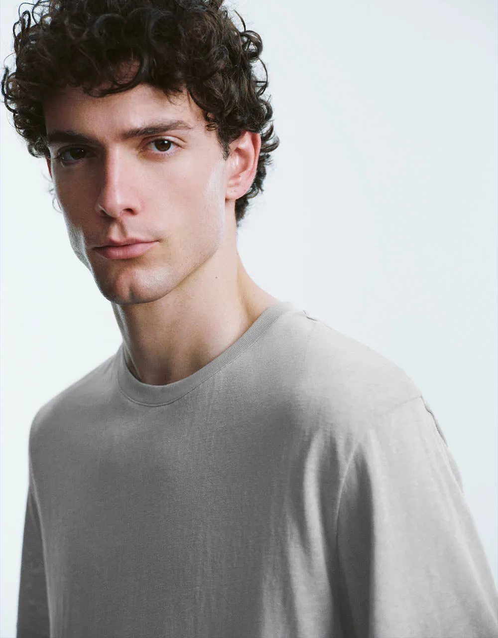 Button Half Placket Knitted T-Shirt sold by Urban Revivo product image thumbnail 4