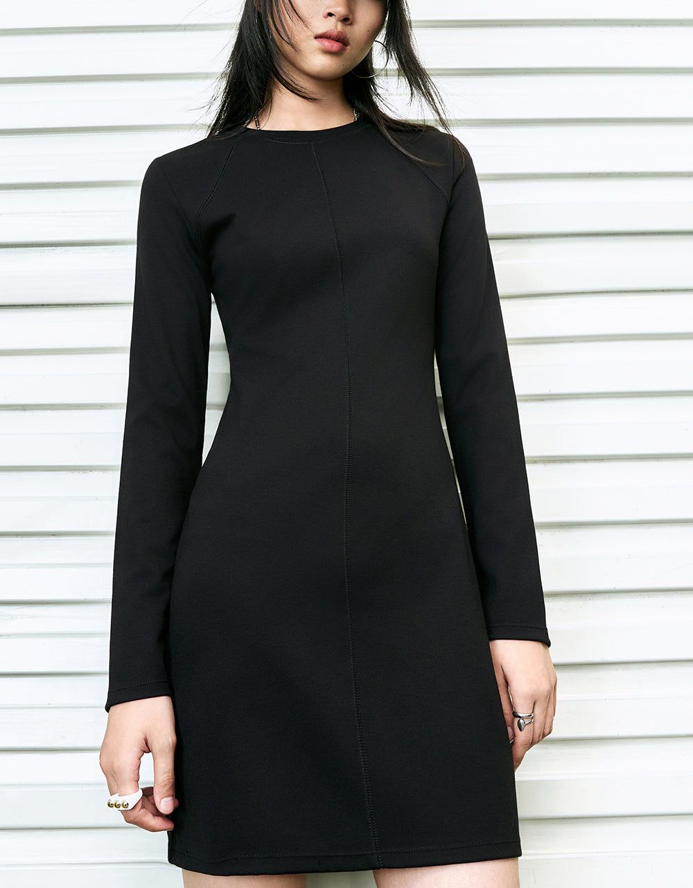 Standard Sleeve Skinny Dress sold by Urban Revivo product image thumbnail 2