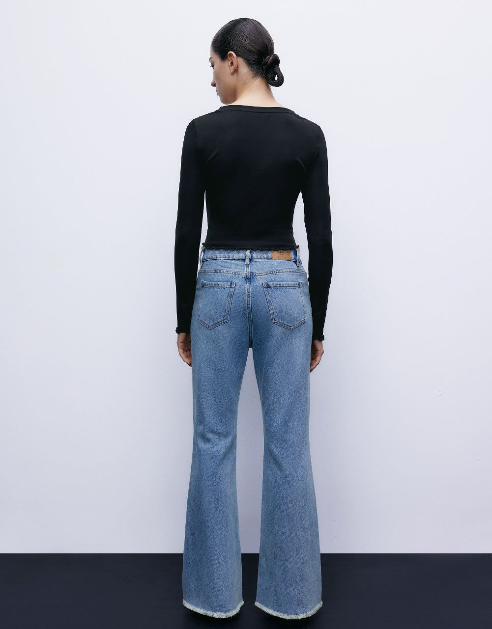 Raw Hem Flare Jeans sold by Urban Revivo product image thumbnail 5
