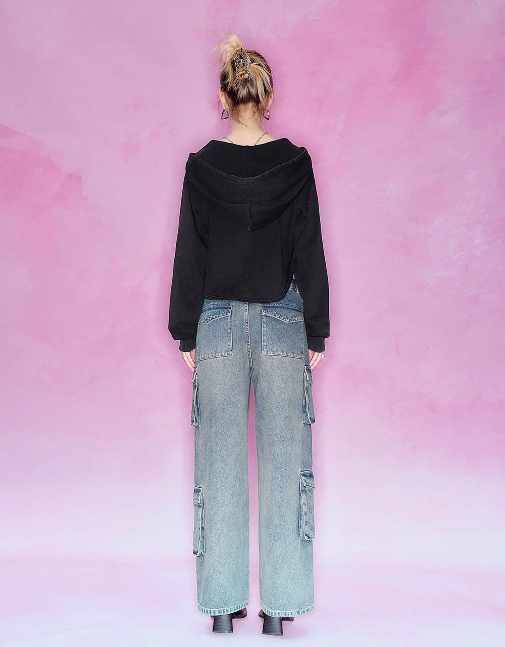 Multi-Pocket Wide-Leg Jeans sold by Urban Revivo product image thumbnail 5