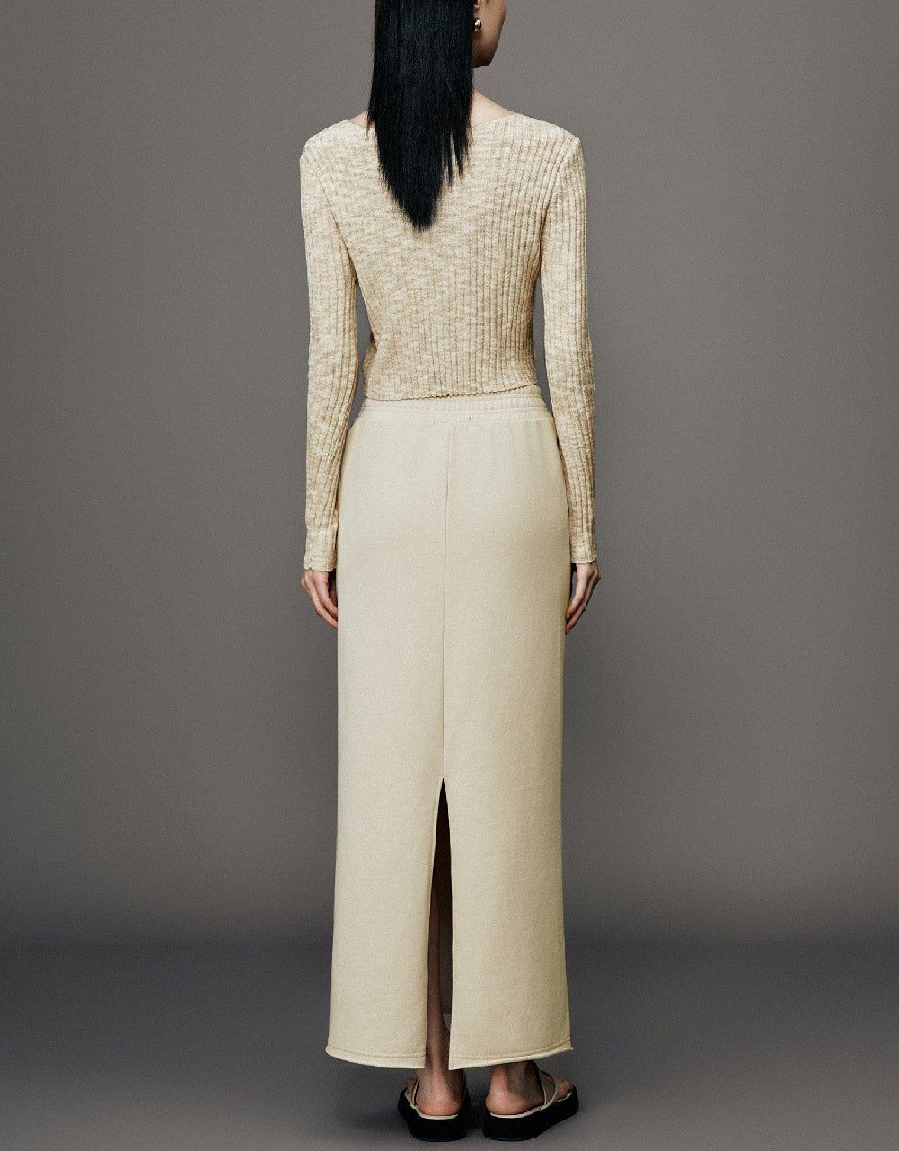 V-Neck Skinny Knitted Cardigan sold by Urban Revivo product image thumbnail 4