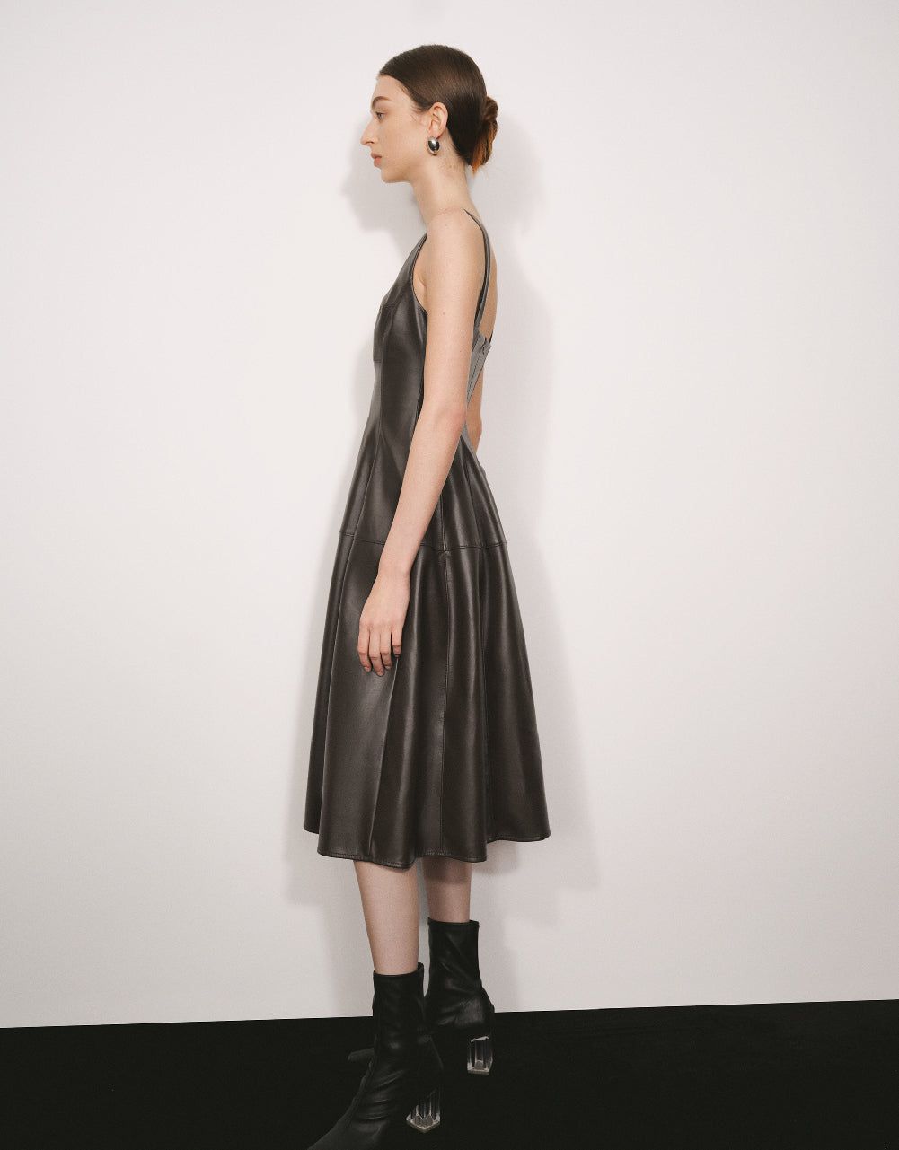 Sleeveless Vegan Leather A-Line Dress sold by Urban Revivo product image thumbnail 3