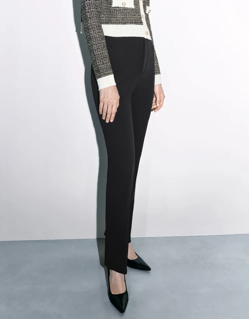 Flare Pants sold by Urban Revivo product image thumbnail 4