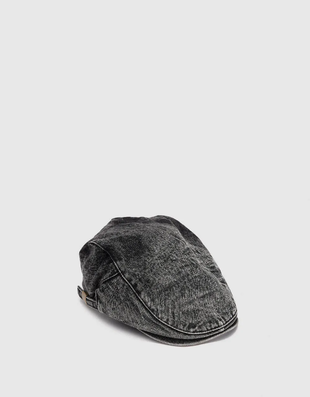 Regular Beret sold by Urban Revivo product image thumbnail 2