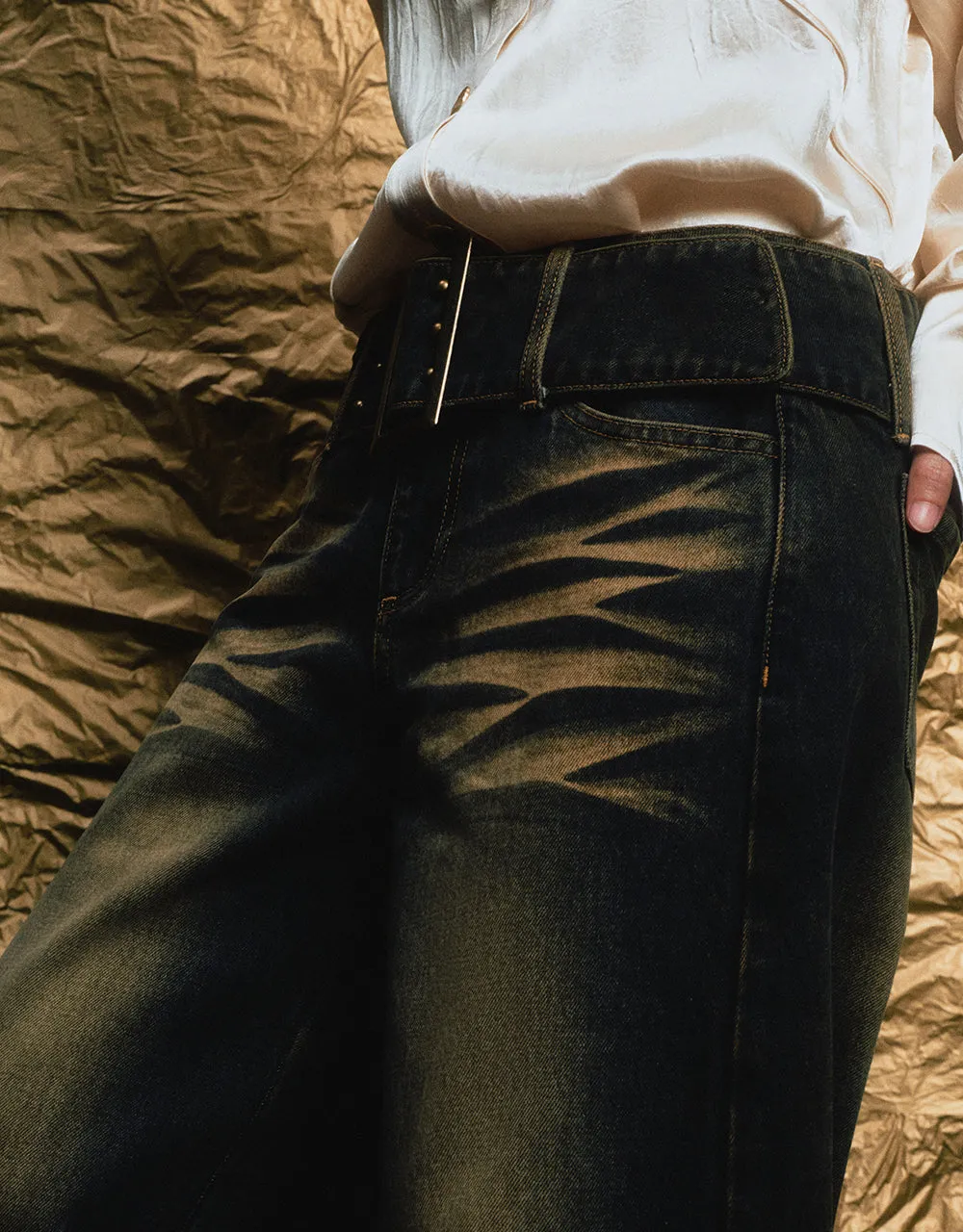 Wide-Leg Jeans With Belt sold by Urban Revivo product image thumbnail 5