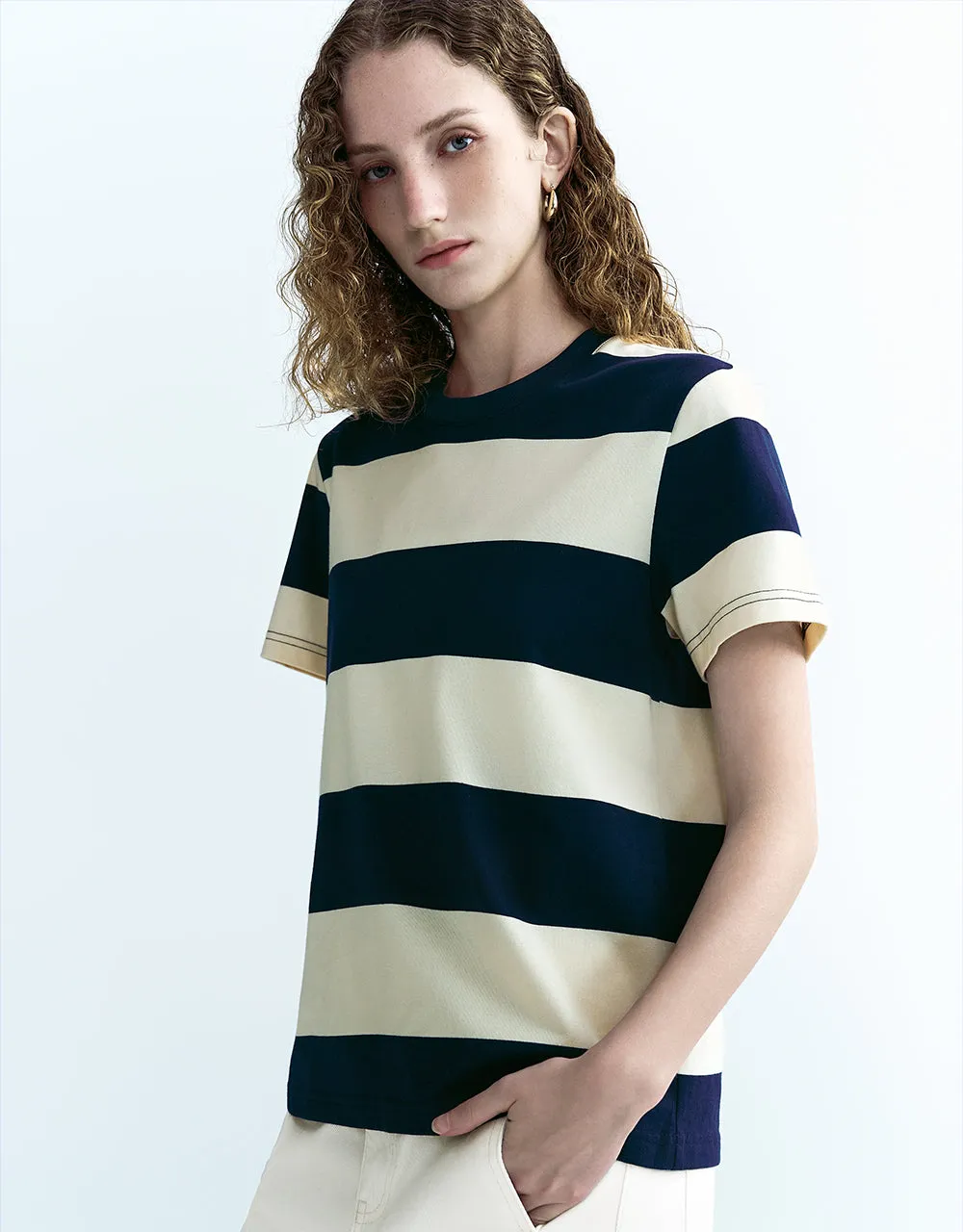 Striped Crew Neck Straight T-Shirt sold by Urban Revivo product image thumbnail 3
