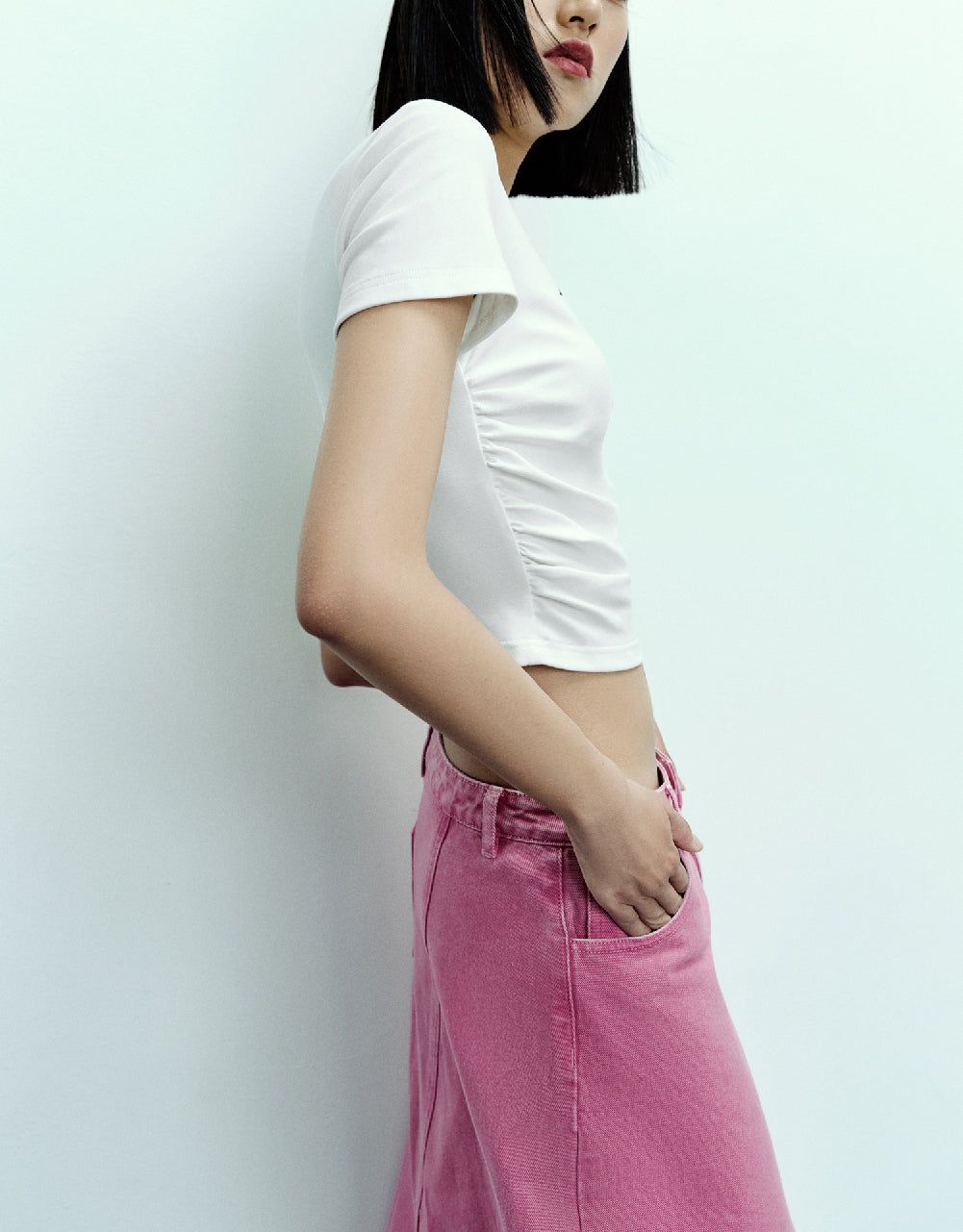 Racer Crew Neck Straight T-Shirt sold by Urban Revivo product image thumbnail 3