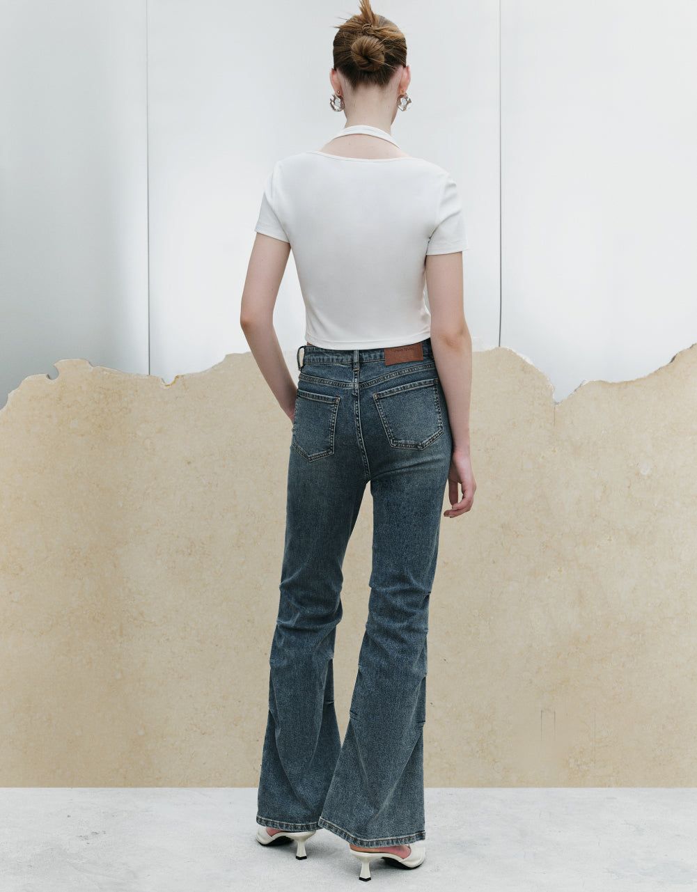 Skinny Flare Jeans sold by Urban Revivo product image thumbnail 5