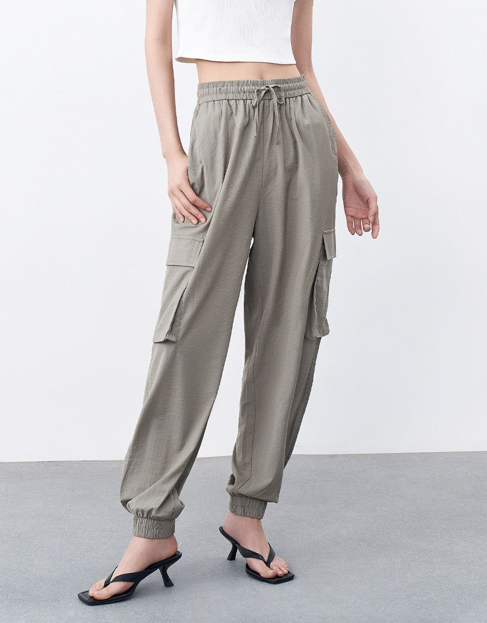 Elastic Waist Jogger Pants sold by Urban Revivo product image thumbnail 5
