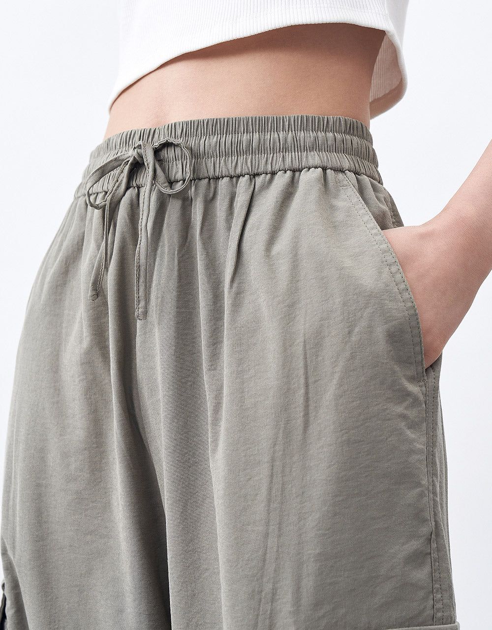 Elastic Waist Jogger Pants sold by Urban Revivo product image thumbnail 3