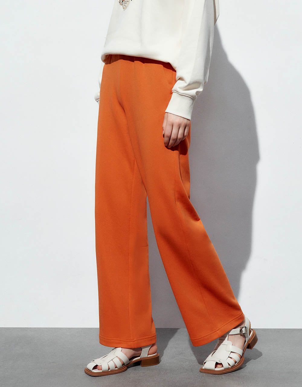 Elastic Waist Knitted Wide-Leg Pants sold by Urban Revivo product image thumbnail 4