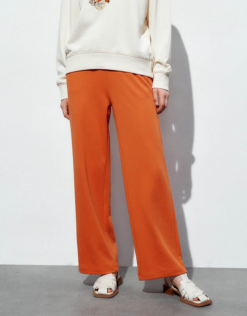 Elastic Waist Knitted Wide-Leg Pants sold by Urban Revivo product image thumbnail 2