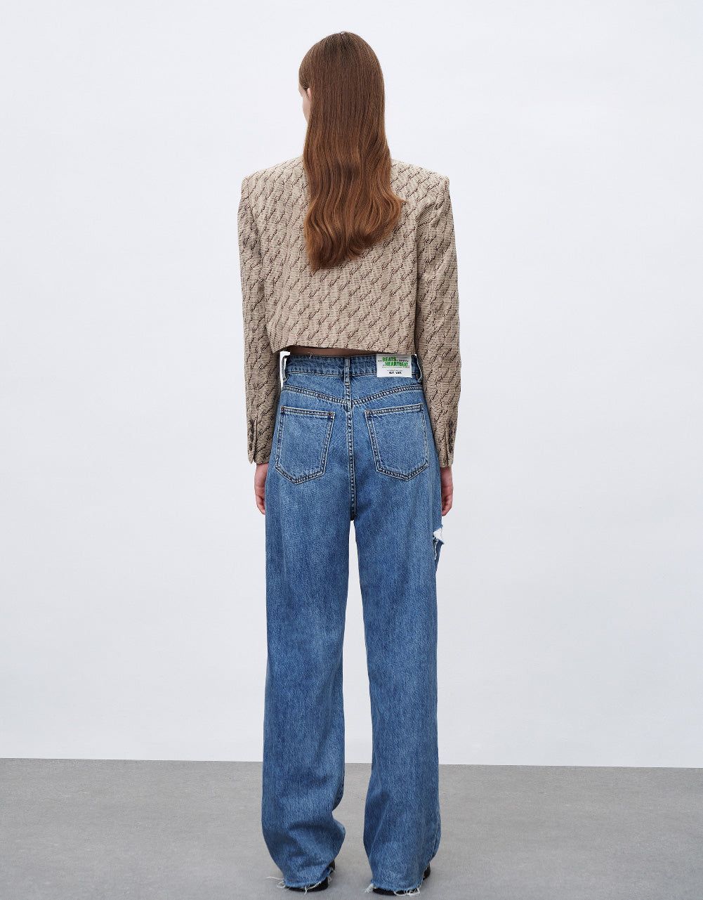 Cropped Tailored Blazer sold by Urban Revivo product image thumbnail 4