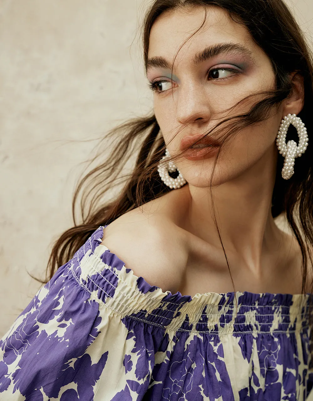 Printed Off-Shoulder Overhead Shirt sold by Urban Revivo product image thumbnail 4