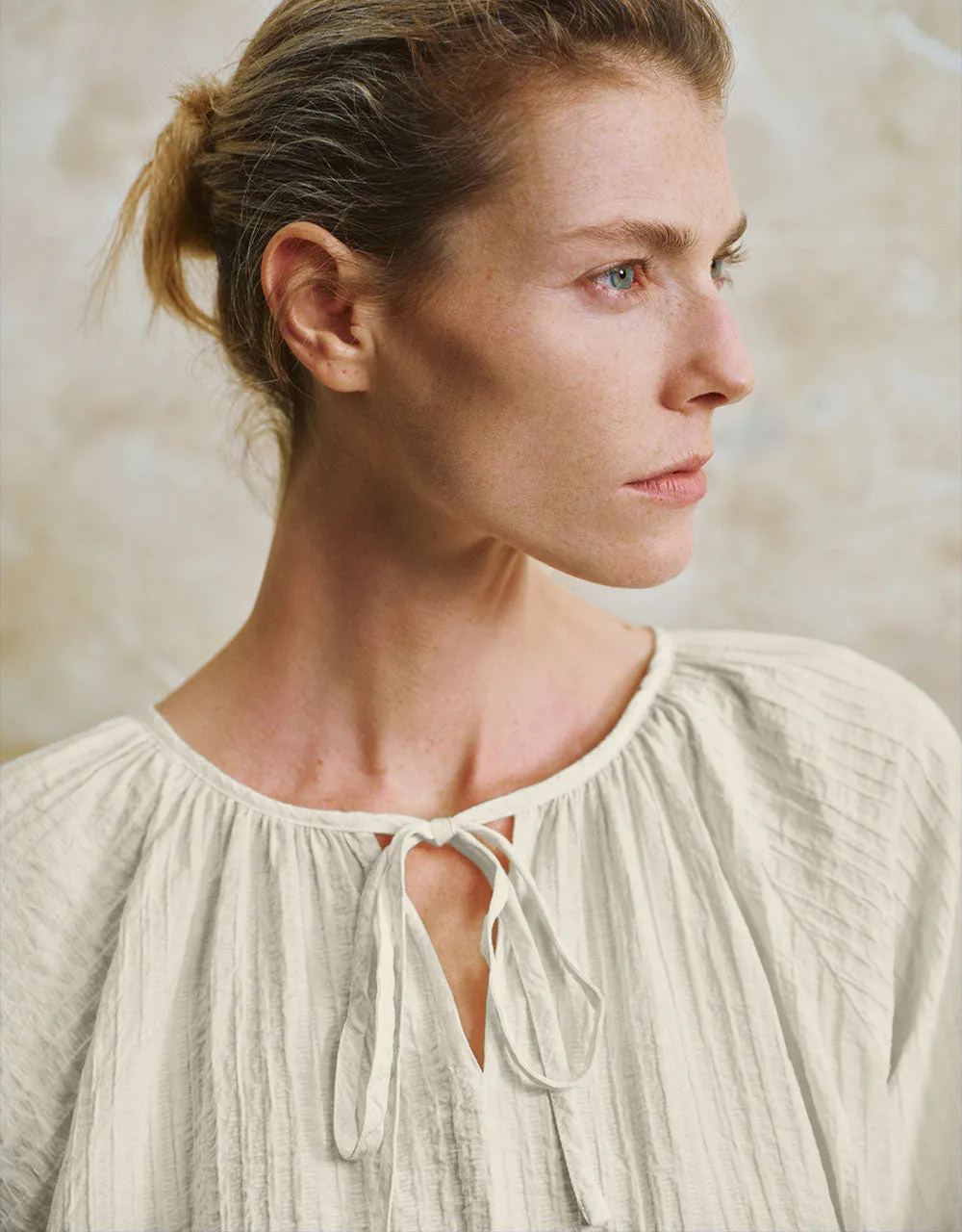 Tie Front Loose Blouse sold by Urban Revivo product image thumbnail 4