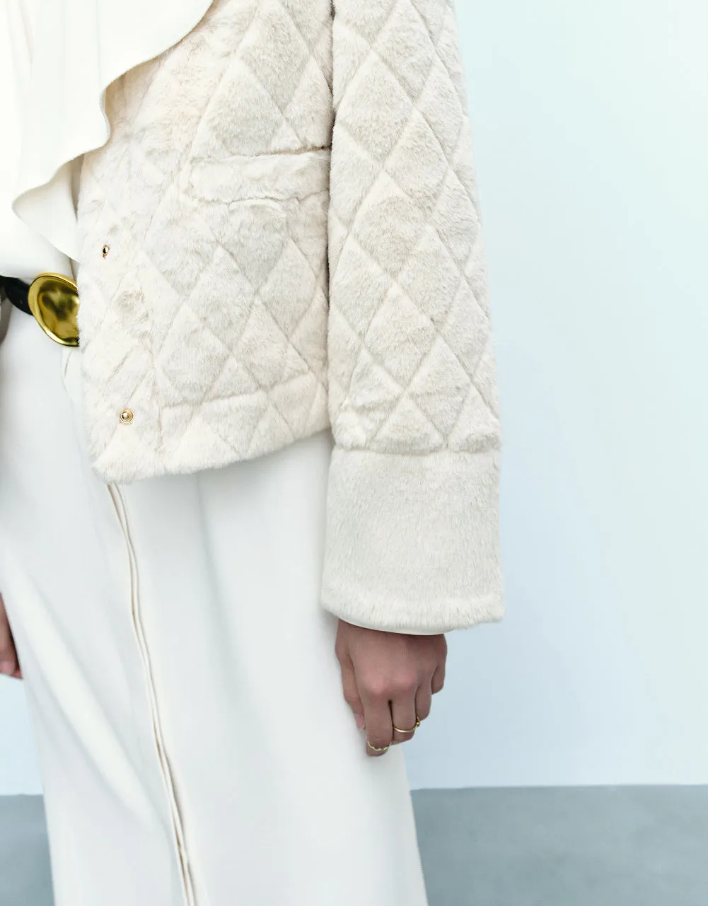 Faux Fur Coat sold by Urban Revivo product image thumbnail 4