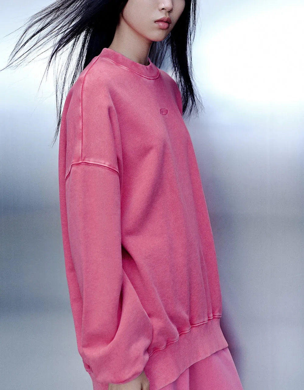 Crew Neck Loose Sweatshirt sold by Urban Revivo product image thumbnail 3