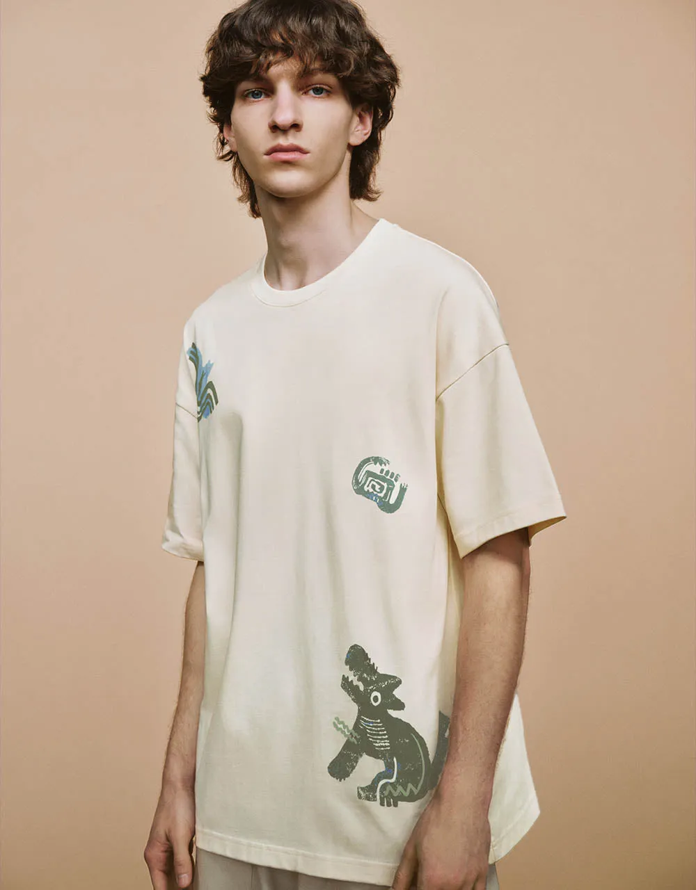 Cartoon Printed Crew Neck Straight T-Shirt sold by Urban Revivo product image thumbnail 2