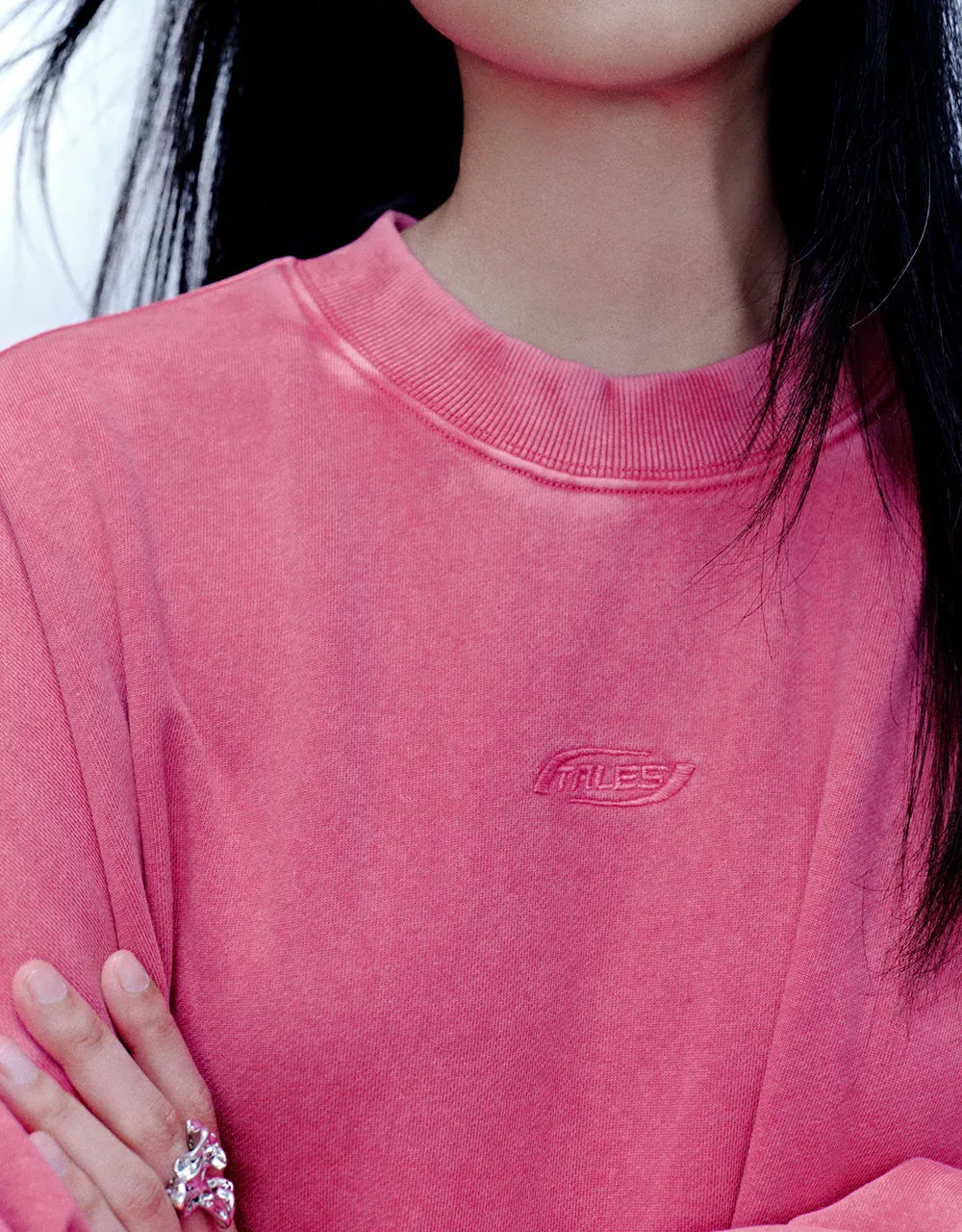 Crew Neck Loose Sweatshirt sold by Urban Revivo product image thumbnail 4