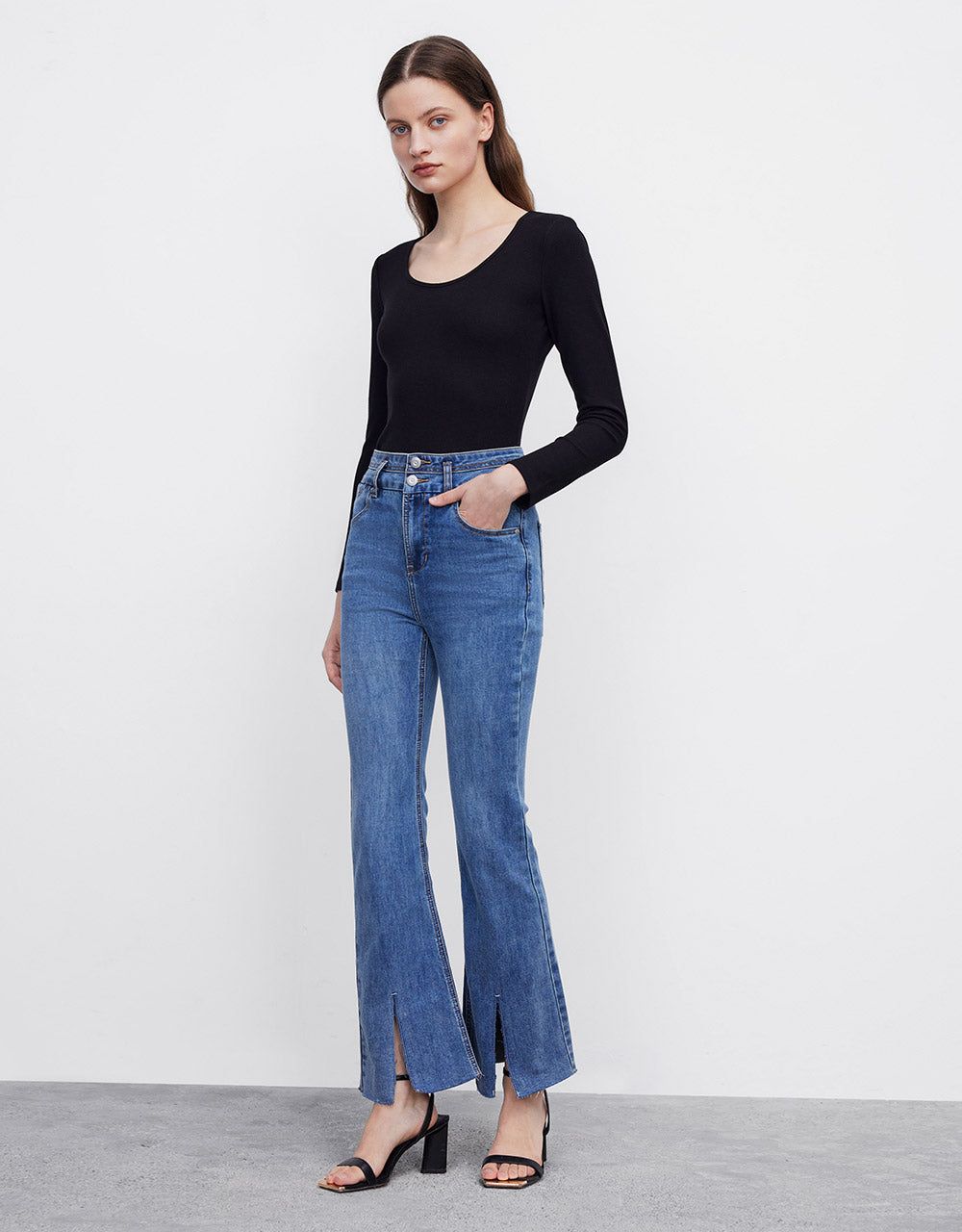 Slit Hem Flare Jeans sold by Urban Revivo product image thumbnail 5