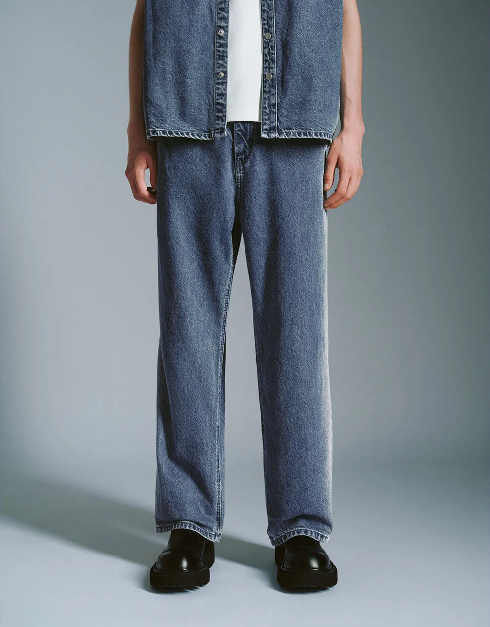 Gradient Wide-Leg Jeans sold by Urban Revivo product image thumbnail 2