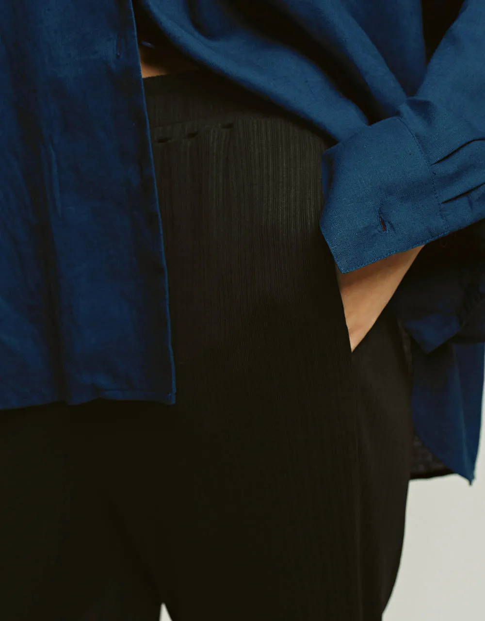 Elastic Waist Knitted Straight Pants sold by Urban Revivo product image thumbnail 5