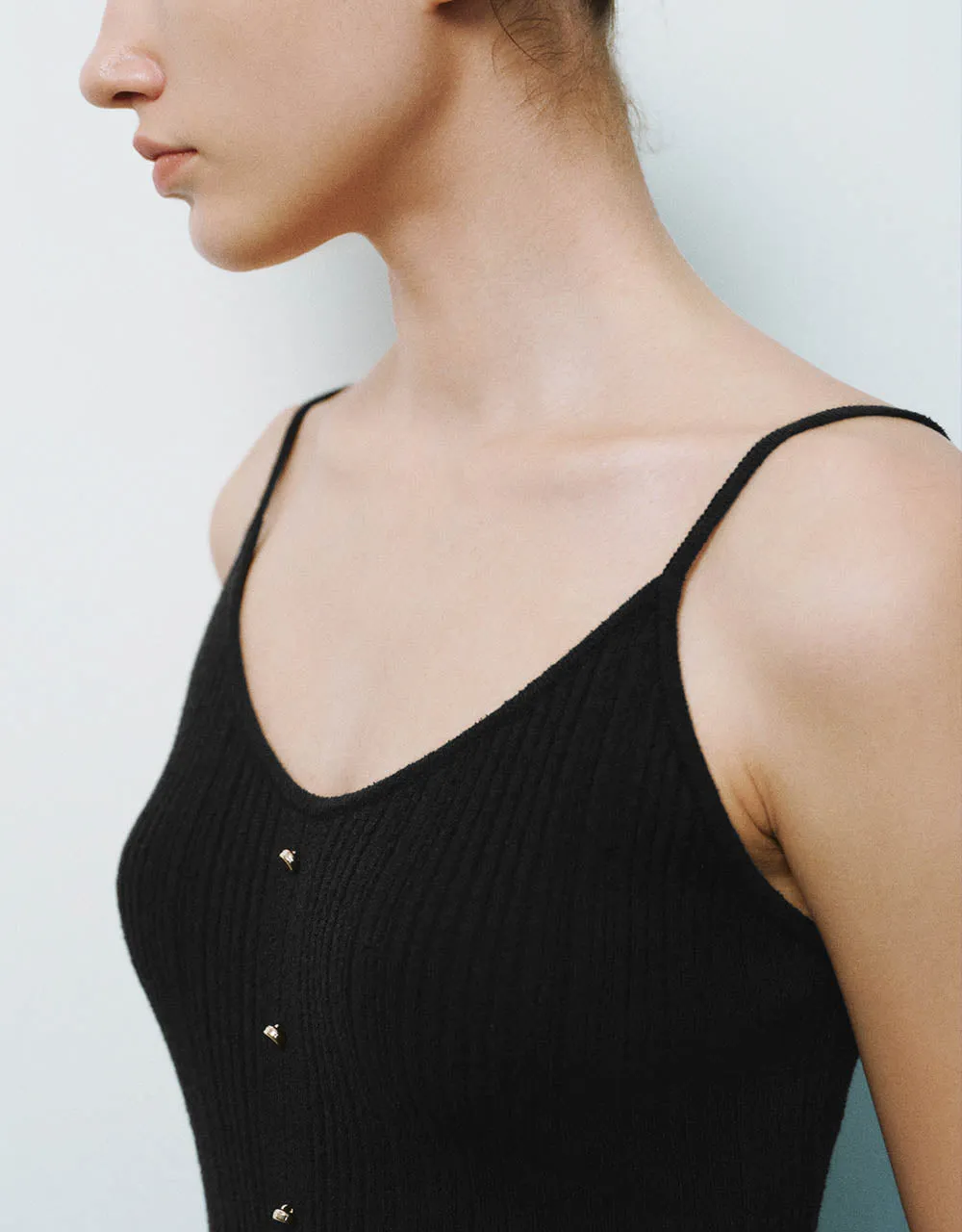 V-Neck Knitted Skinny Cami Top sold by Urban Revivo product image thumbnail 3