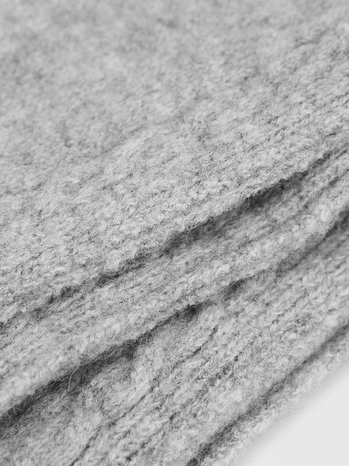 Bow Decor Long Scarf sold by Urban Revivo product image thumbnail 3