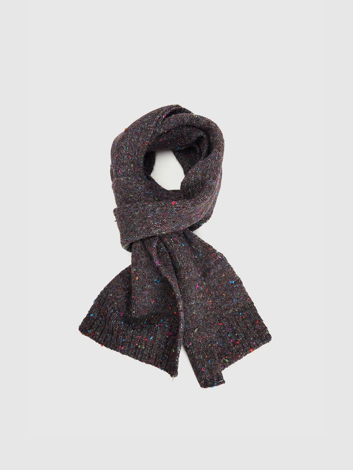 Long Scarf sold by Urban Revivo