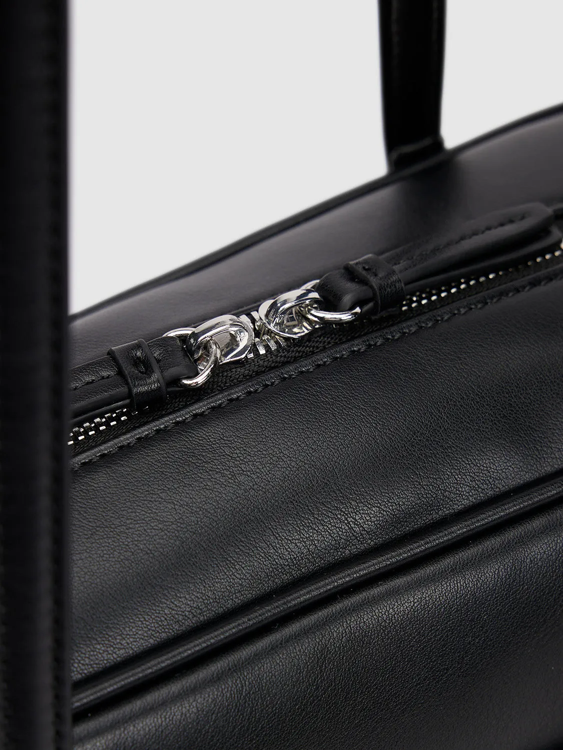 Vegan Leather Bowler Bag sold by Urban Revivo product image thumbnail 5