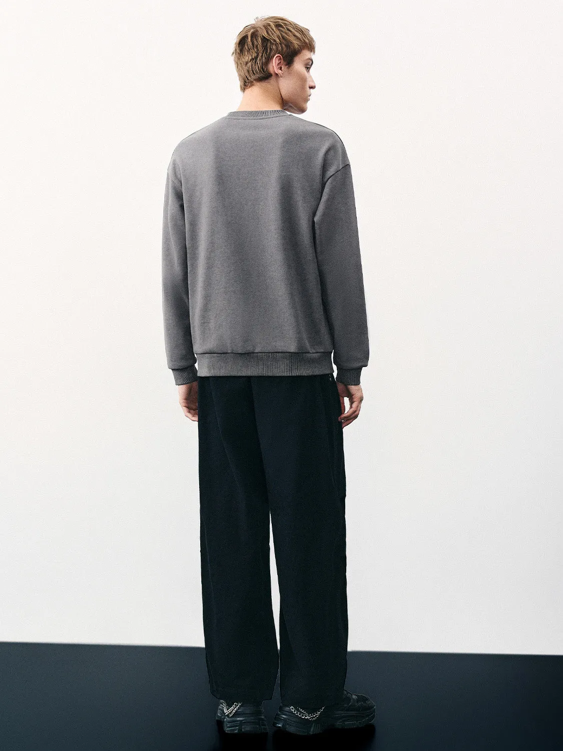 Printed Crew Neck Loose Sweatshirt sold by Urban Revivo product image thumbnail 4