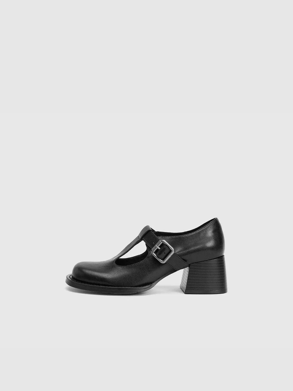 Vegan Leather Heeled Pumps sold by Urban Revivo product image thumbnail 2